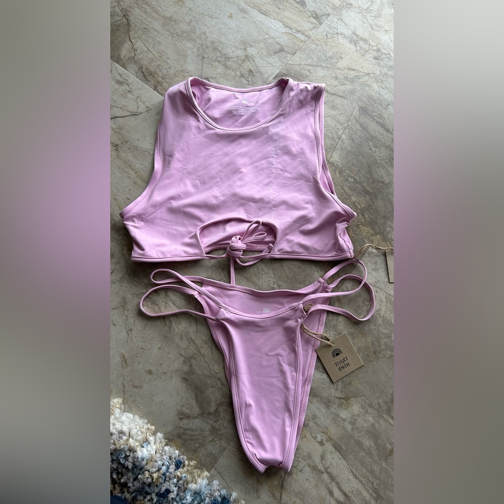 Toast swim set